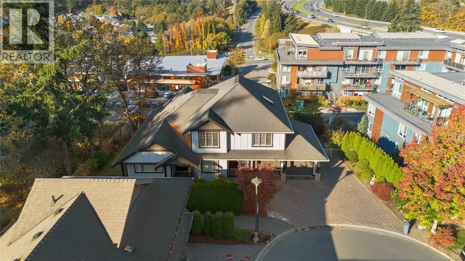 424 Nursery Hill Dr