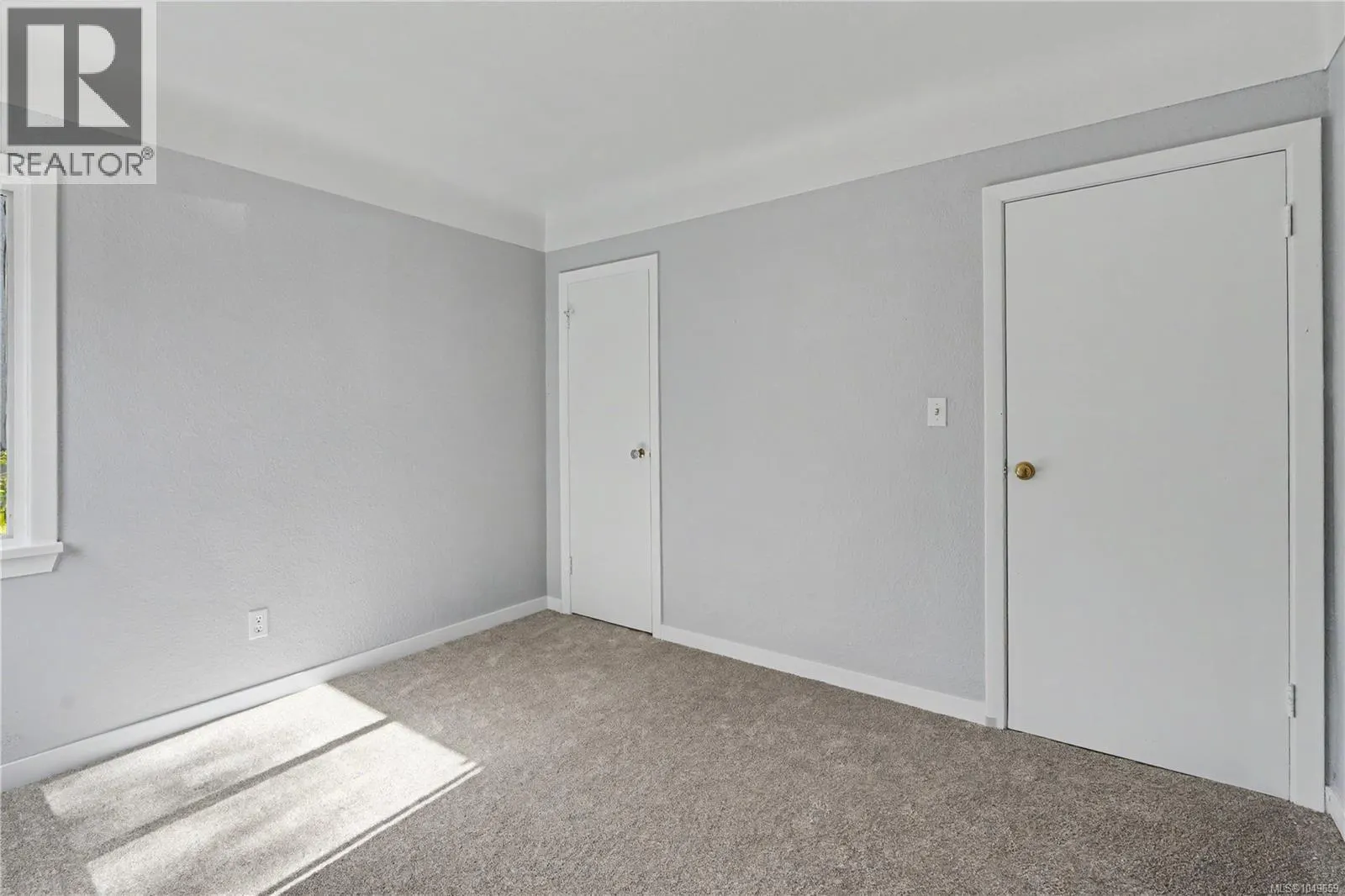 244 Regina Ave