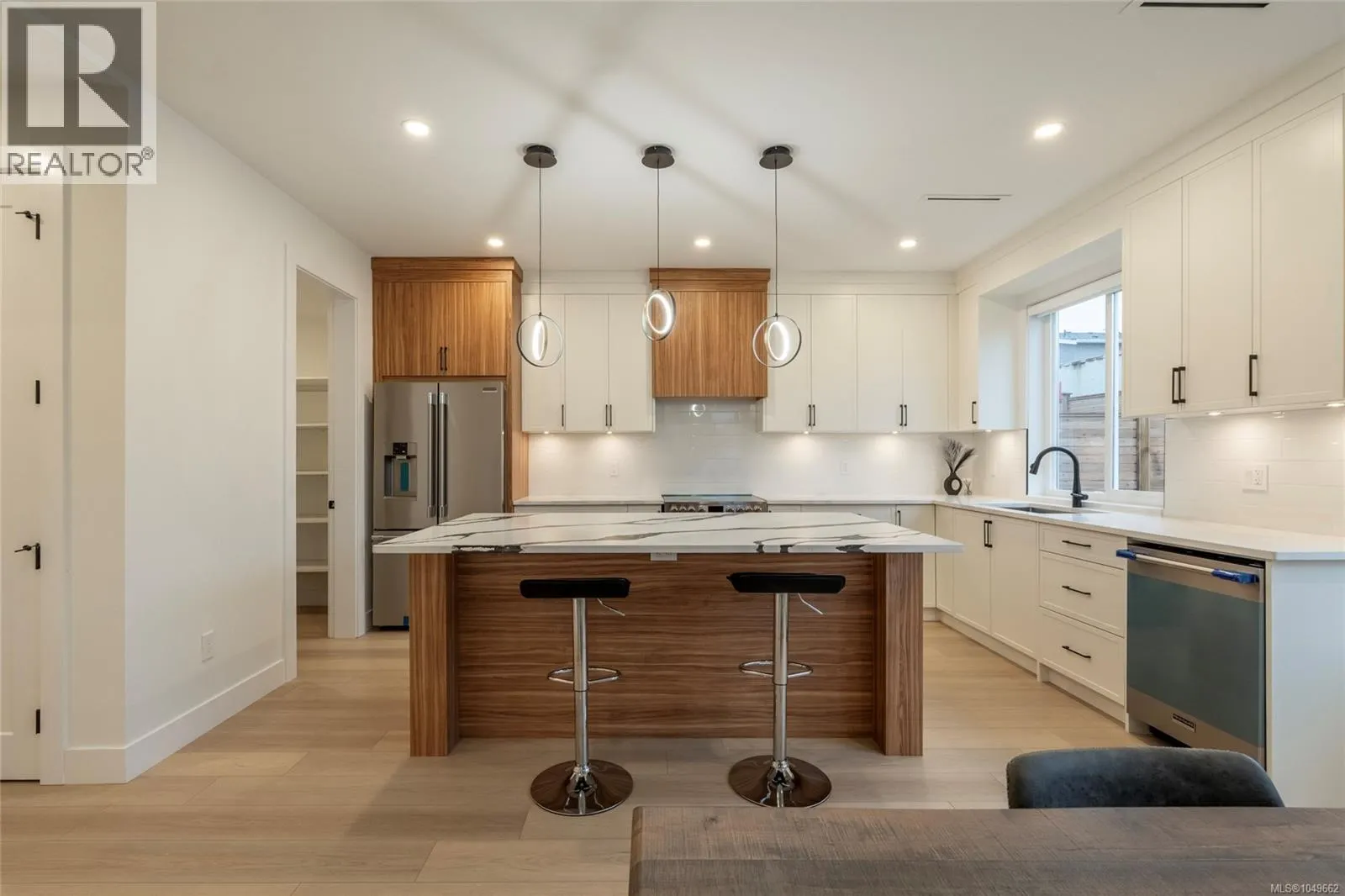 2346 Swallow Pl