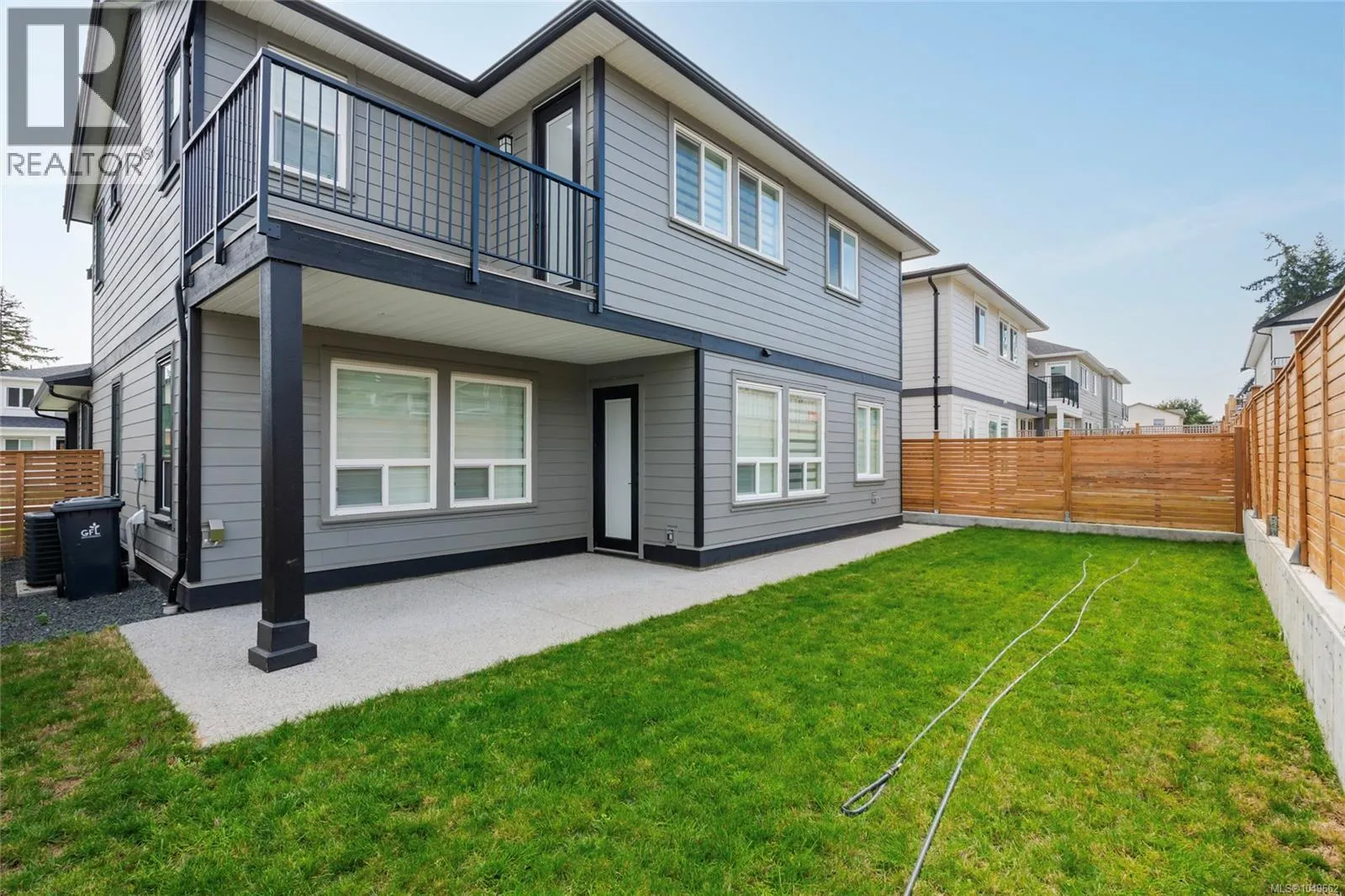2346 Swallow Pl