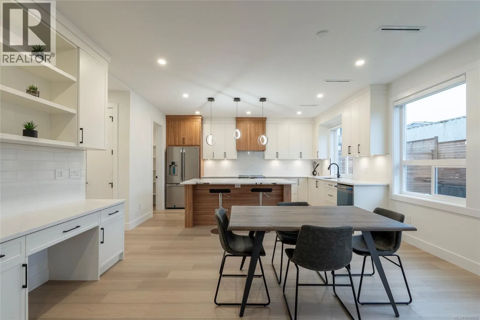 2346 Swallow Pl