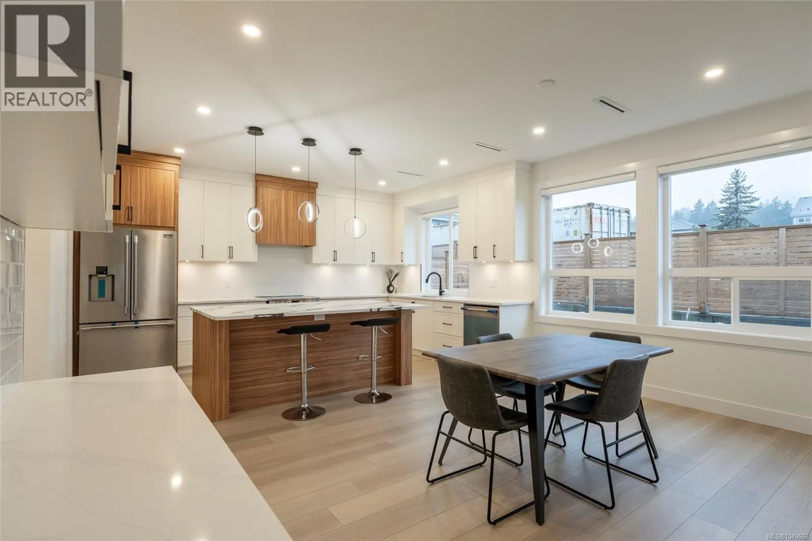 2346 Swallow Pl