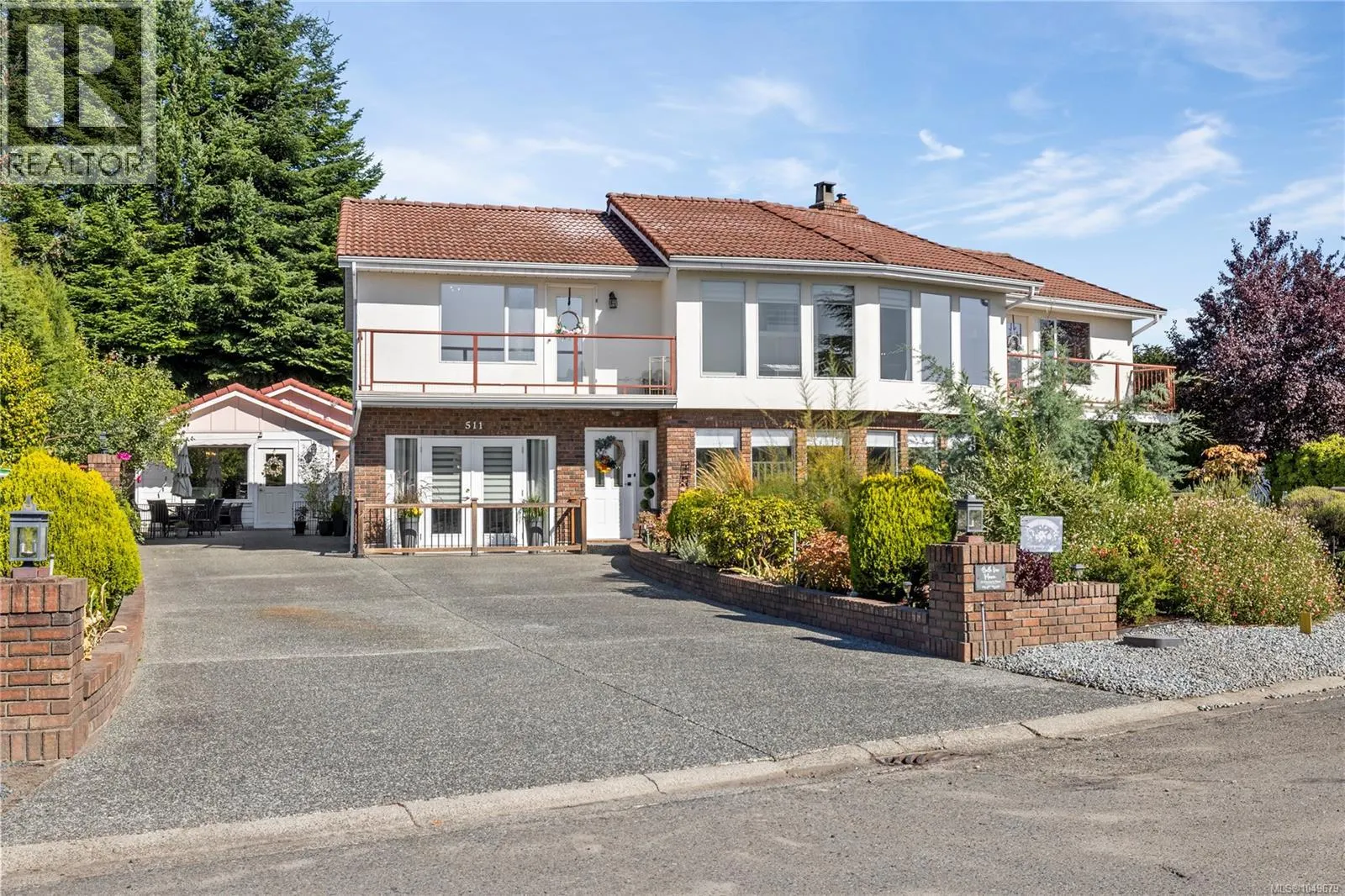 511 Panorama Pl
