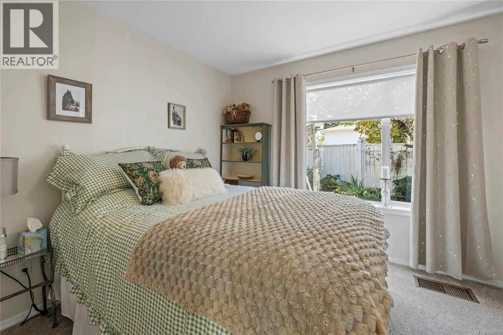 511 Panorama Pl
