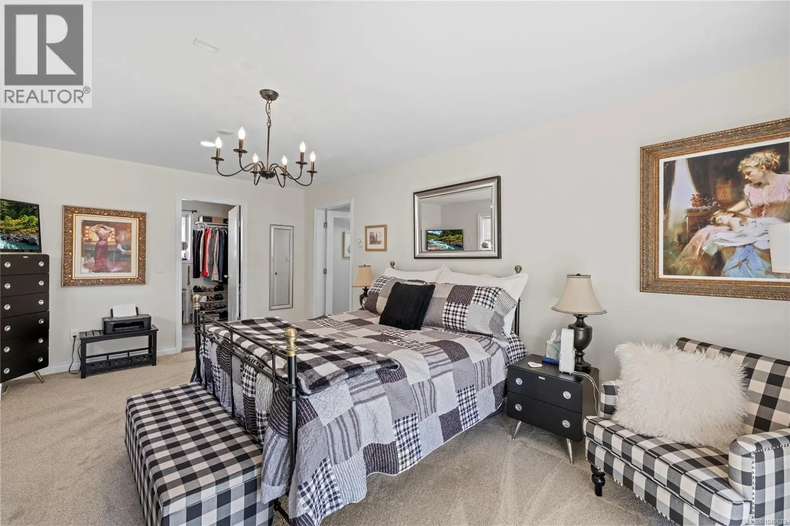 511 Panorama Pl