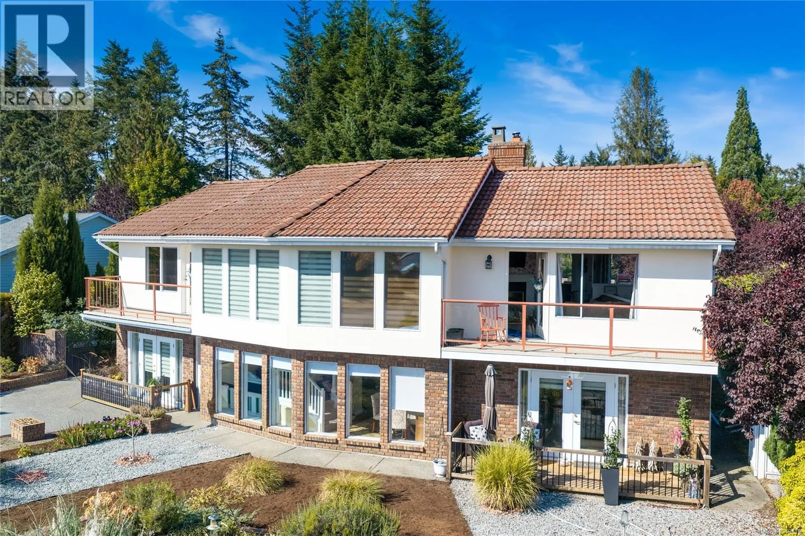 511 Panorama Pl