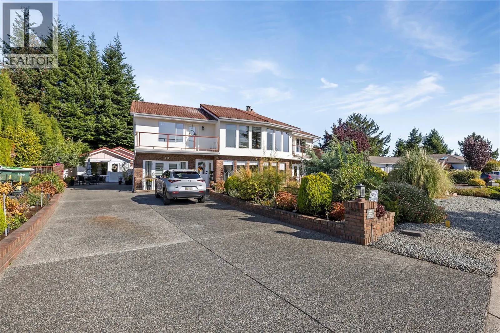 511 Panorama Pl