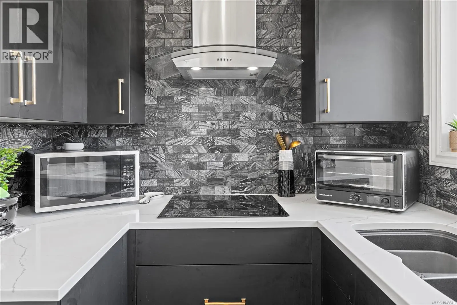 511 Panorama Pl