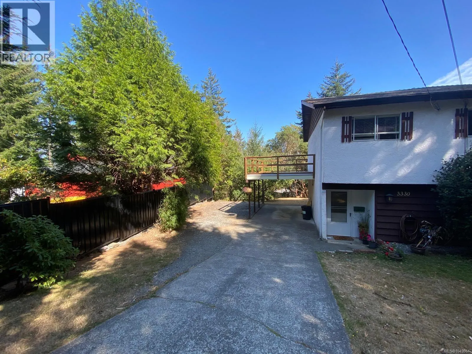 3330 Ravenwood Rd