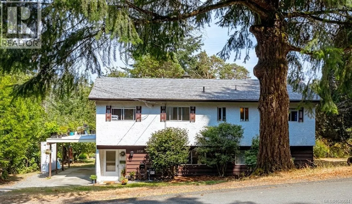 3330 Ravenwood Rd