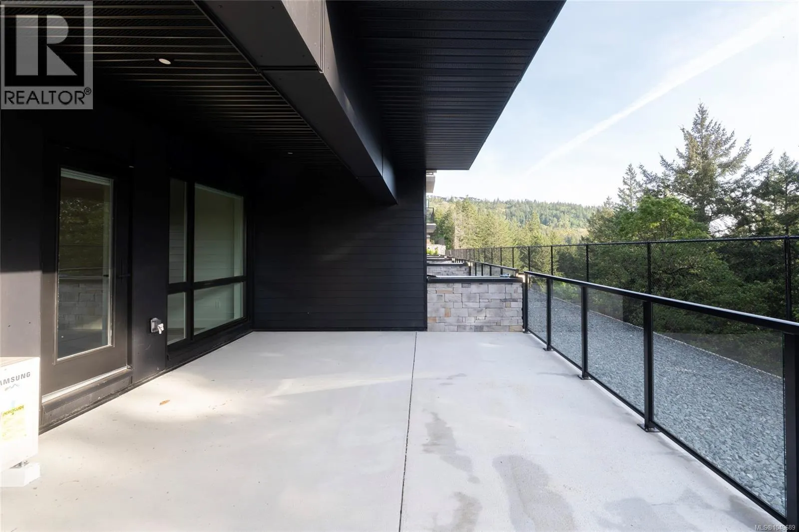 104 2341 Bear Mountain Pkwy