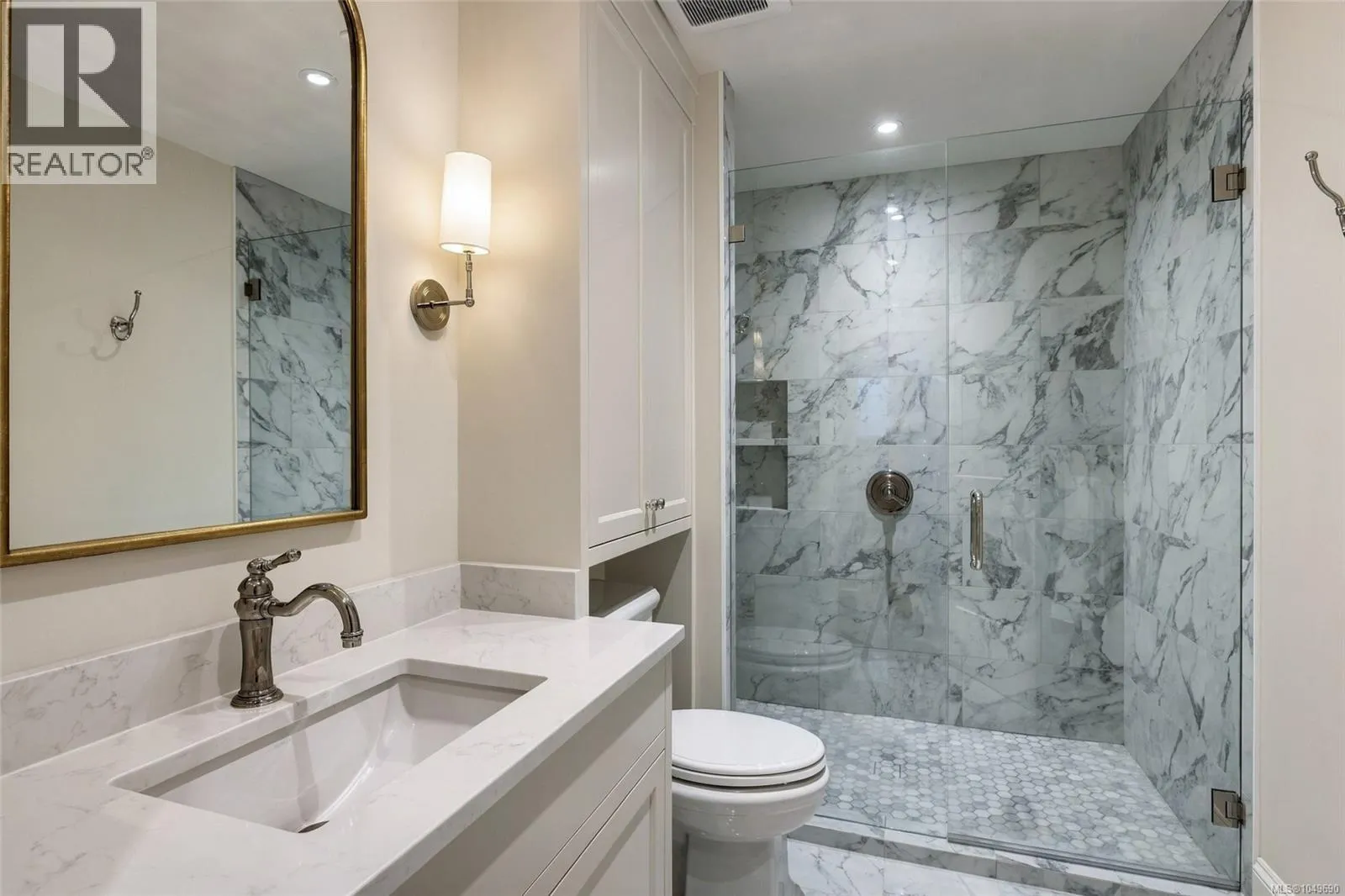 1307 Transit Rd