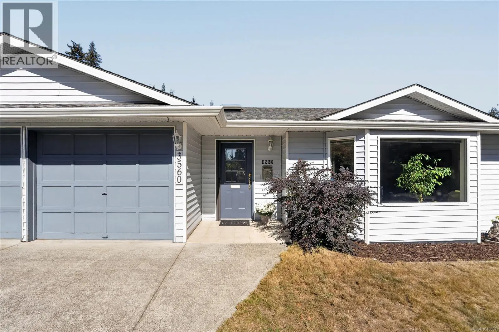 3560 Falcon Dr