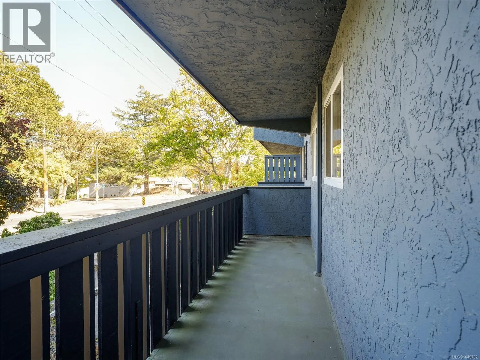 201 1215 Bay St