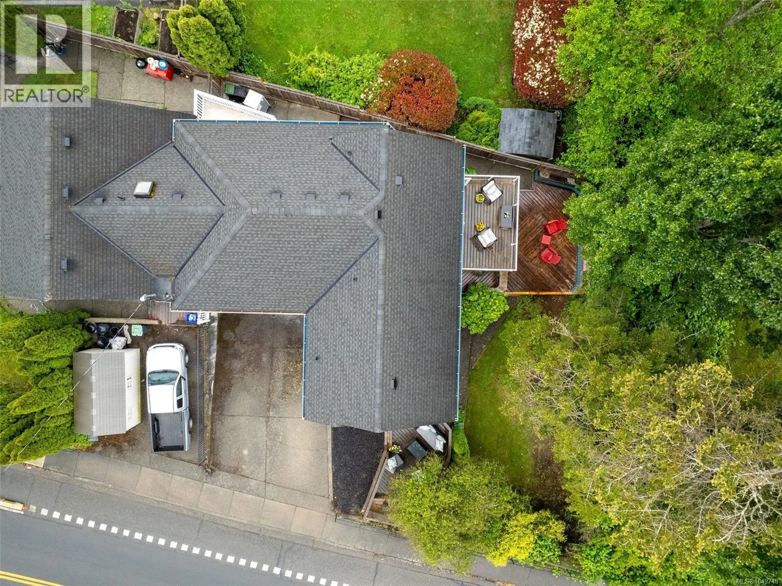 840 Tillicum Rd