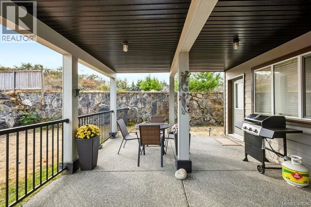 3439 Mary Anne Cres