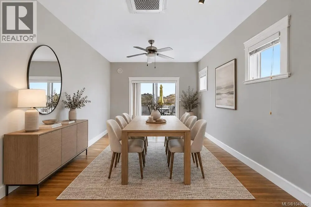 3439 Mary Anne Cres