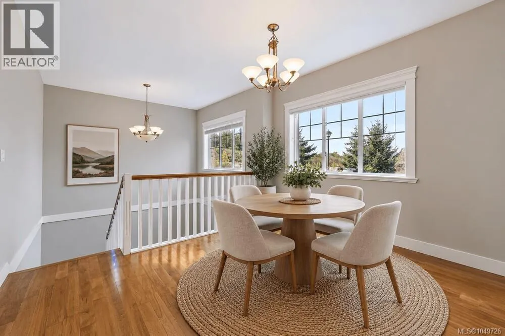 3439 Mary Anne Cres