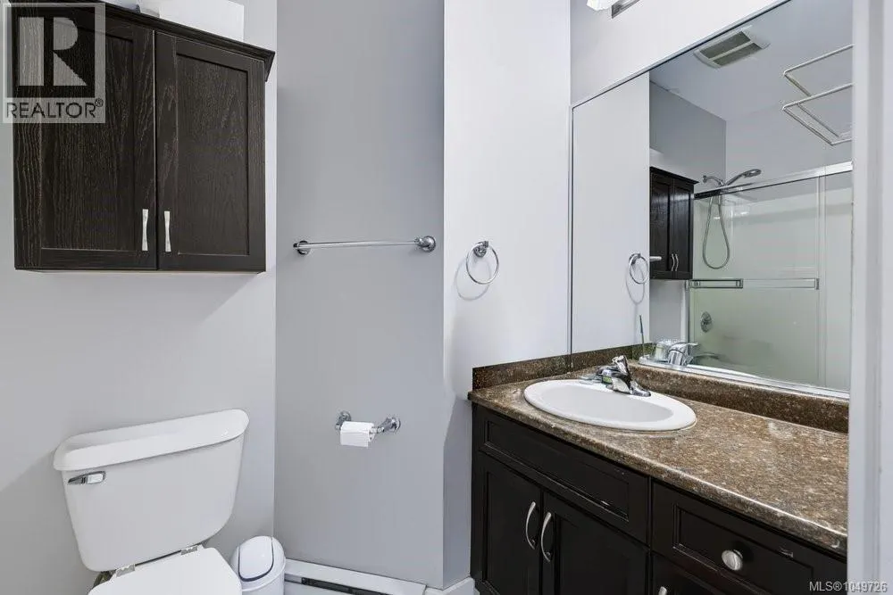 3439 Mary Anne Cres