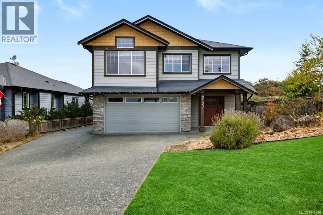 3439 Mary Anne Cres