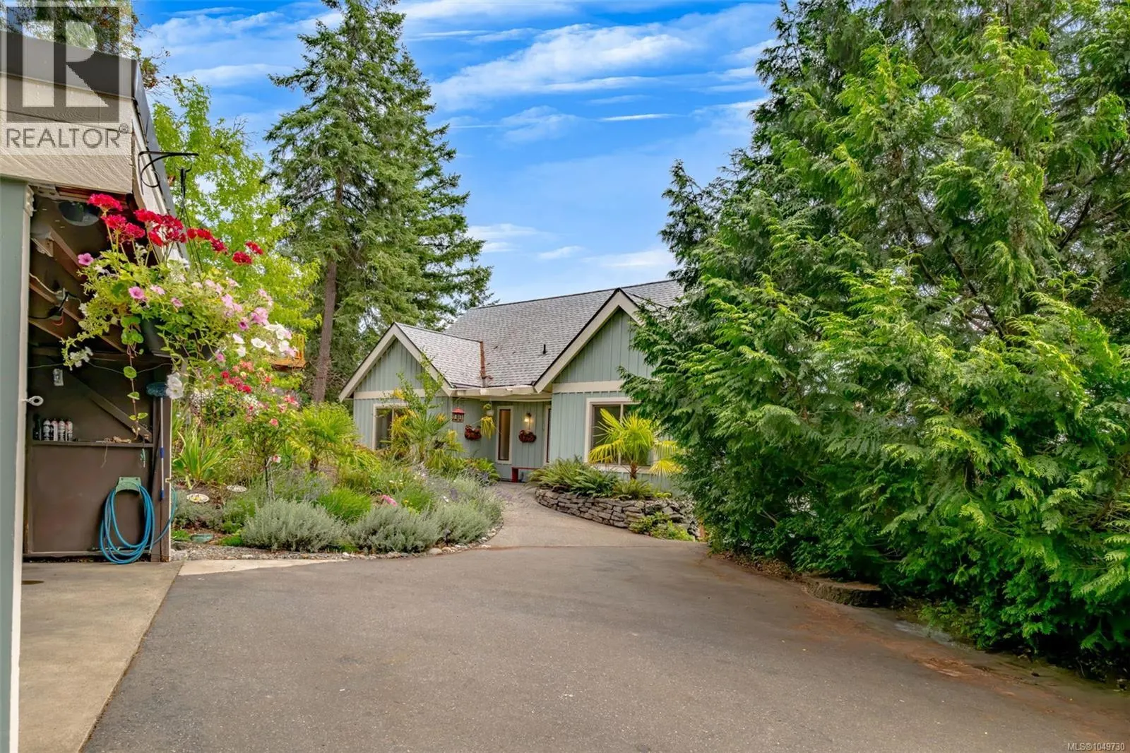 881 Grouse Pl