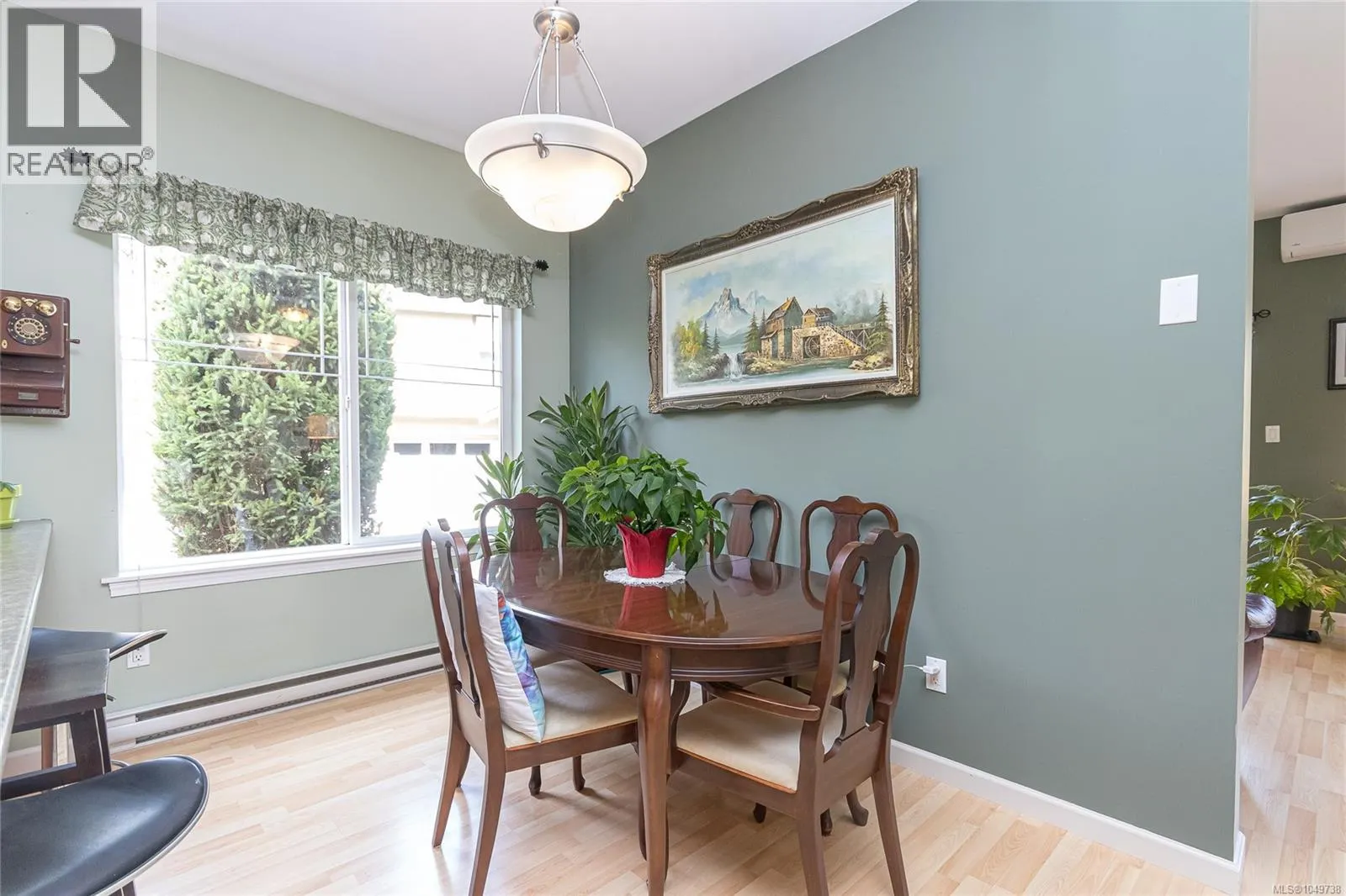 7921 Polo Park Cres