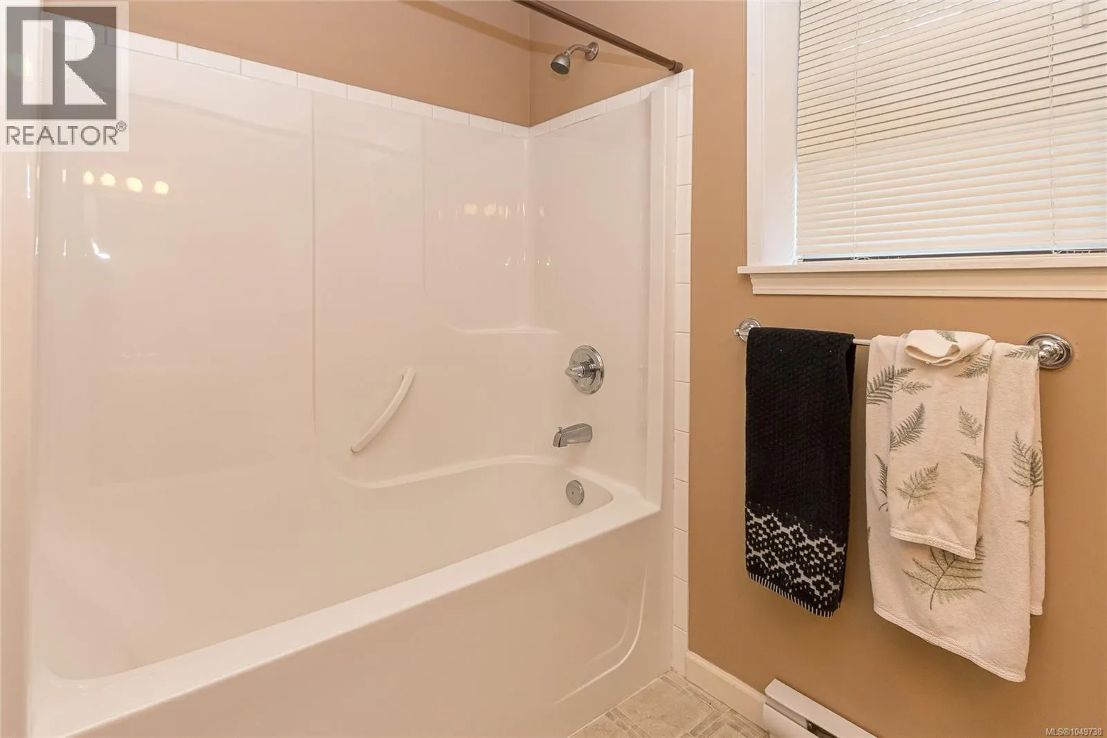 7921 Polo Park Cres