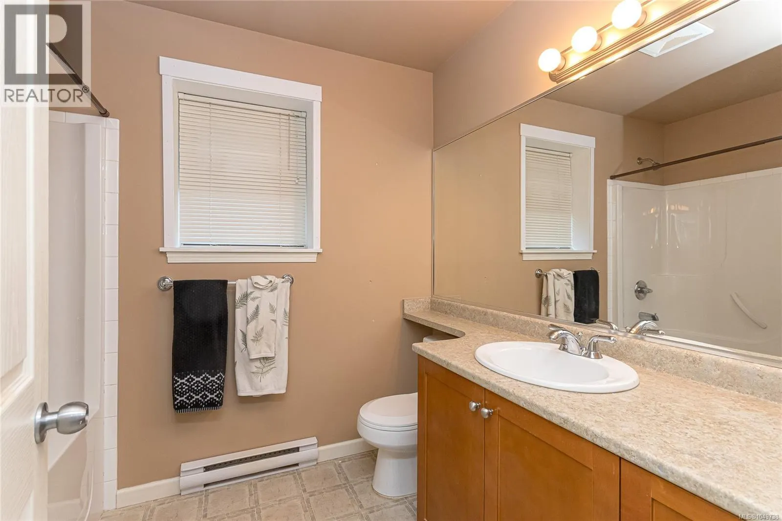 7921 Polo Park Cres
