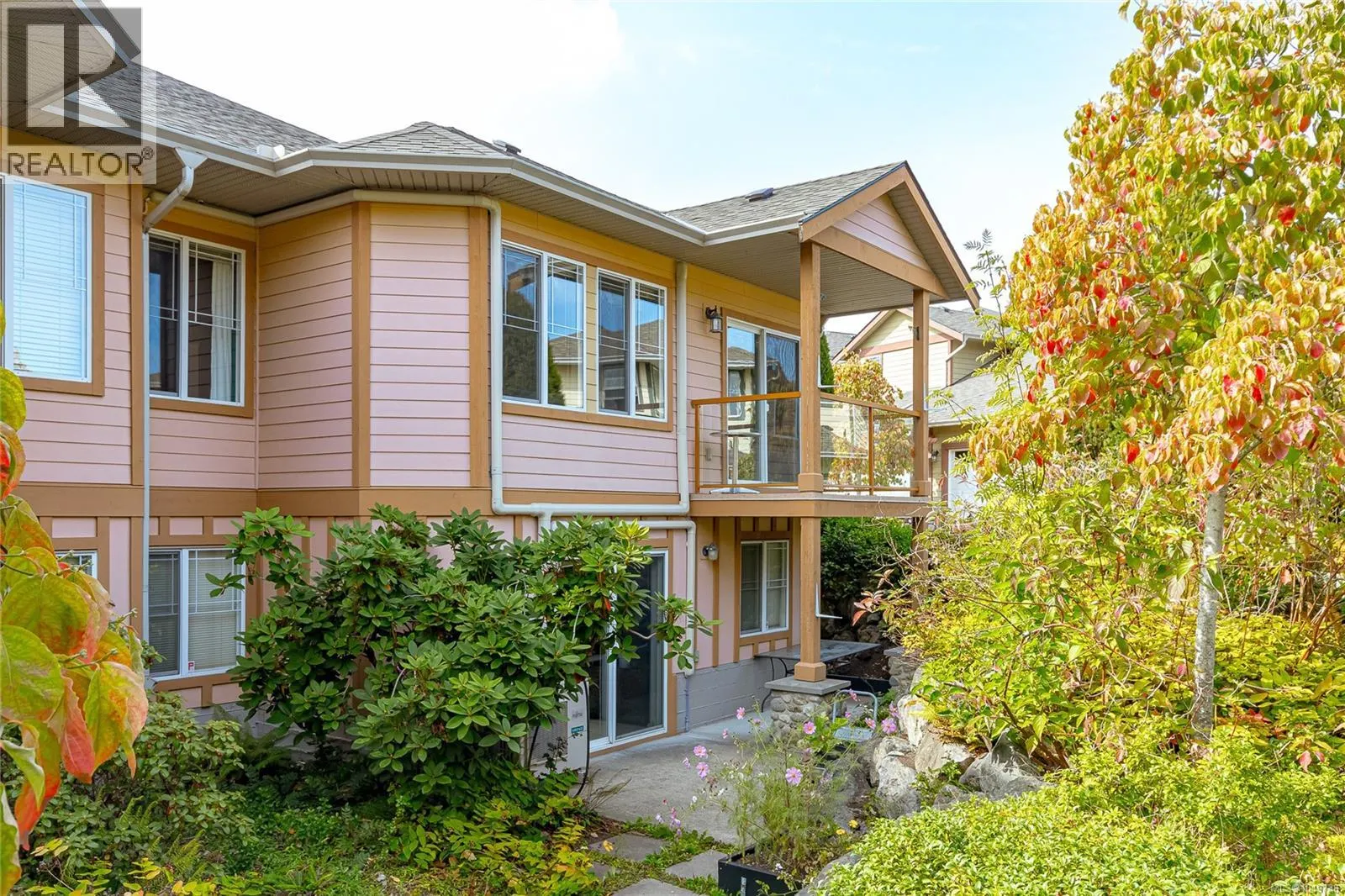 7921 Polo Park Cres