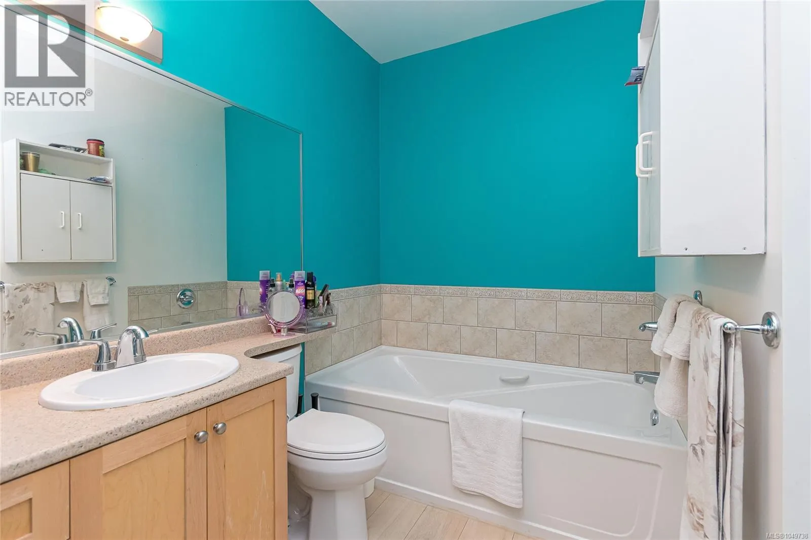 7921 Polo Park Cres
