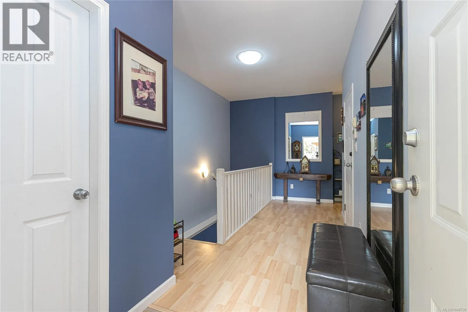 7921 Polo Park Cres