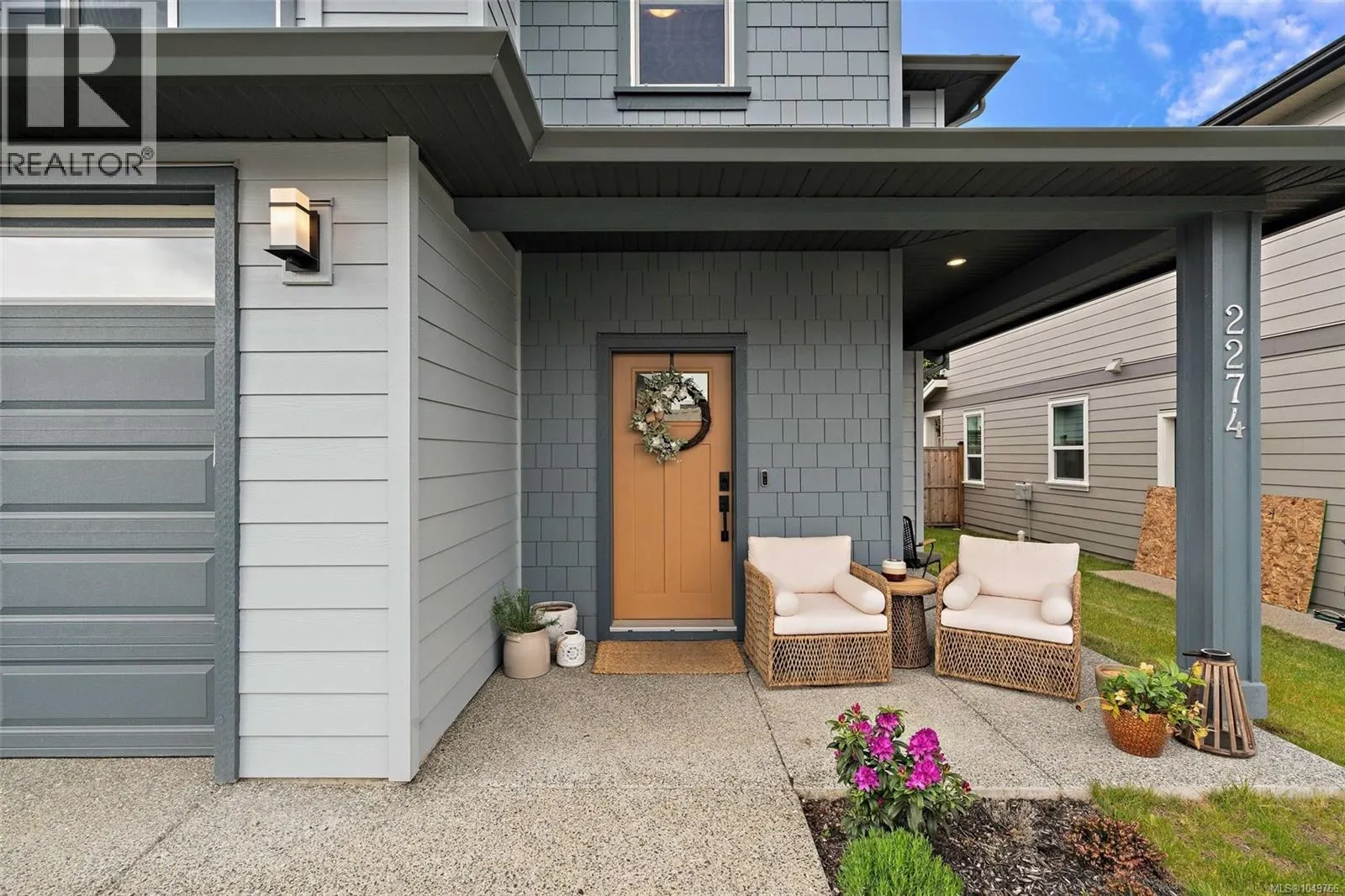 2274 Evelyn Lane