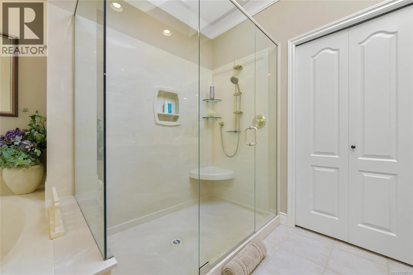 4532 Gordon Point Dr