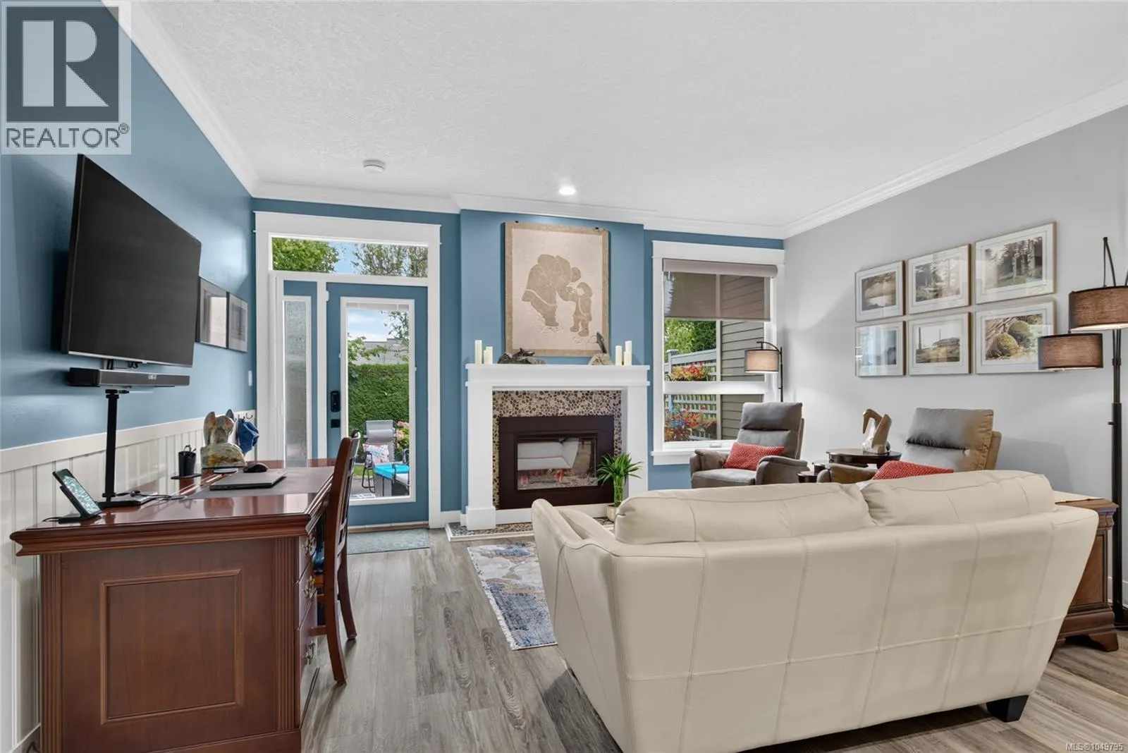 2B 7250 West Saanich Rd