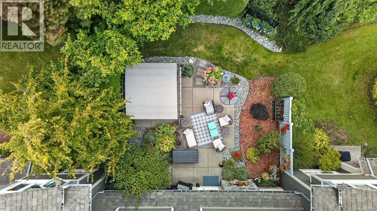 2B 7250 West Saanich Rd