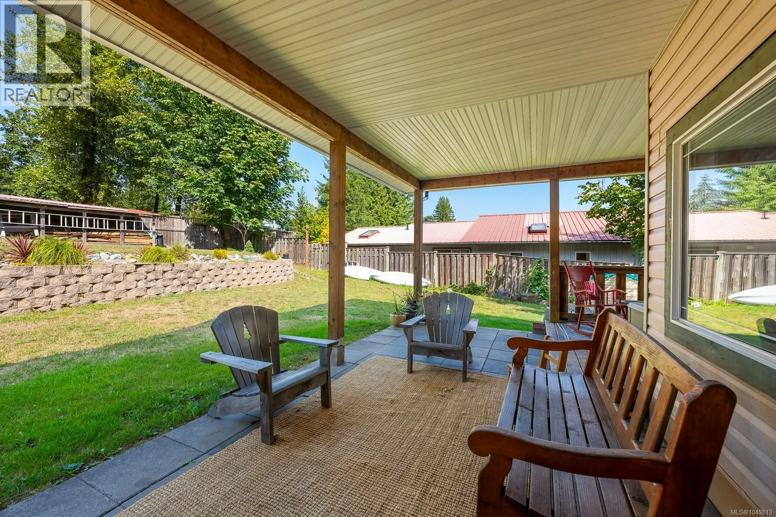 2612 Dunsmuir Ave
