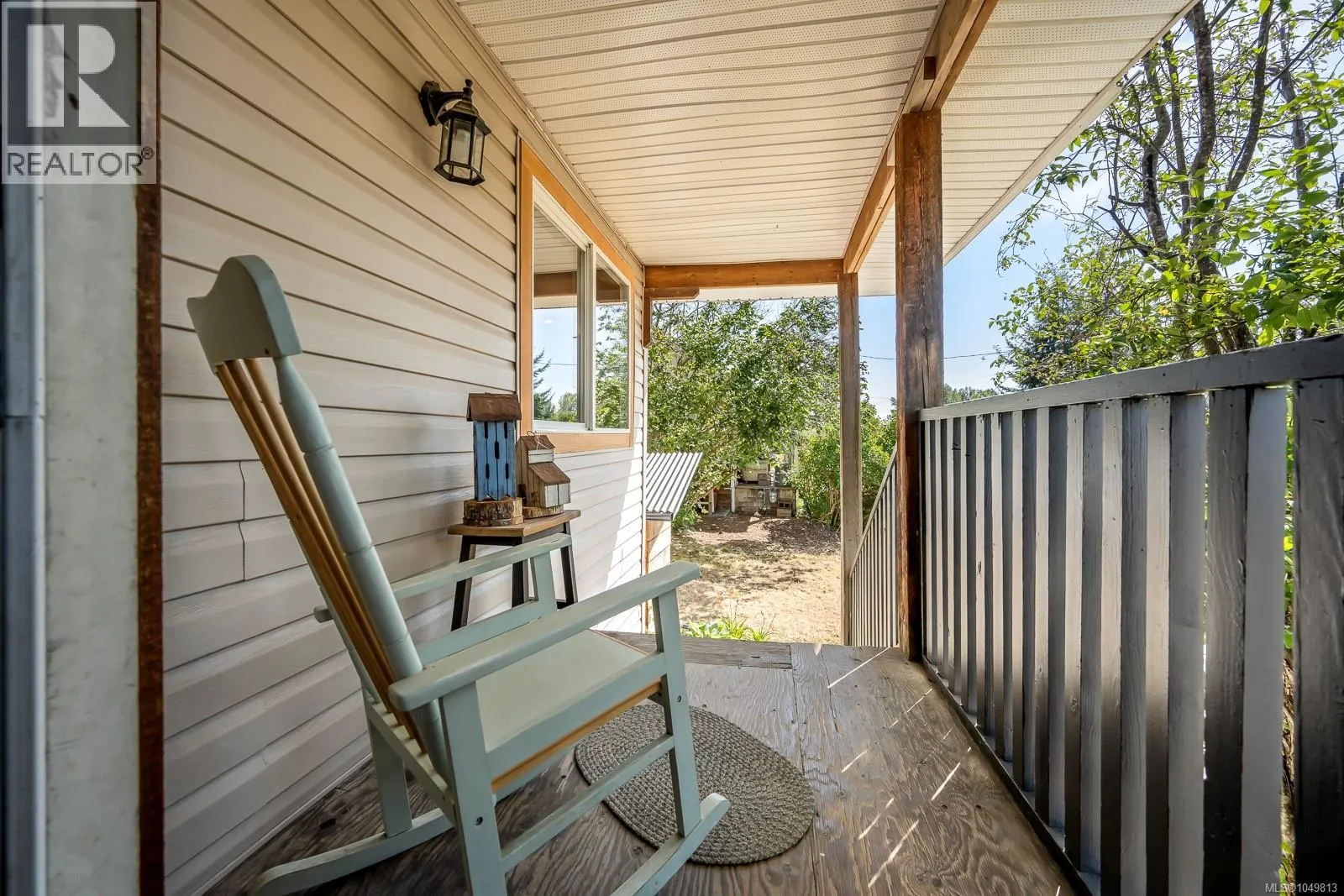 2612 Dunsmuir Ave