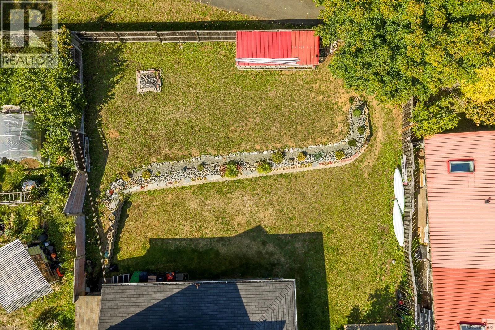 2612 Dunsmuir Ave