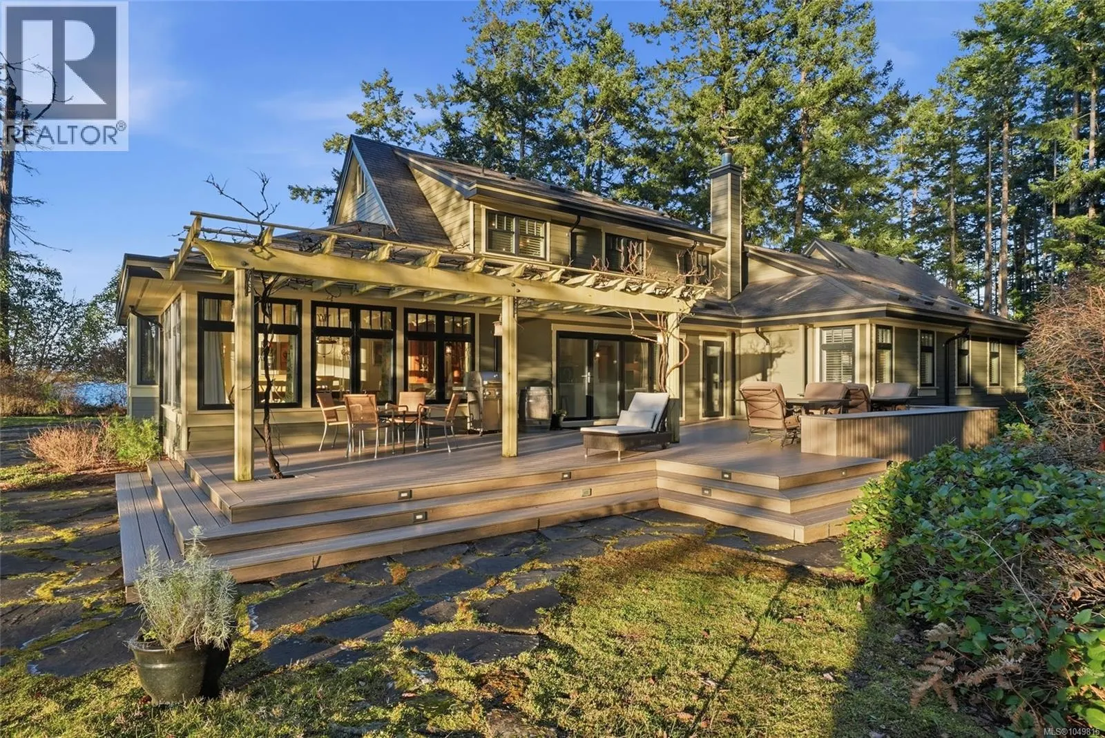 2023 Seahaven Rd
