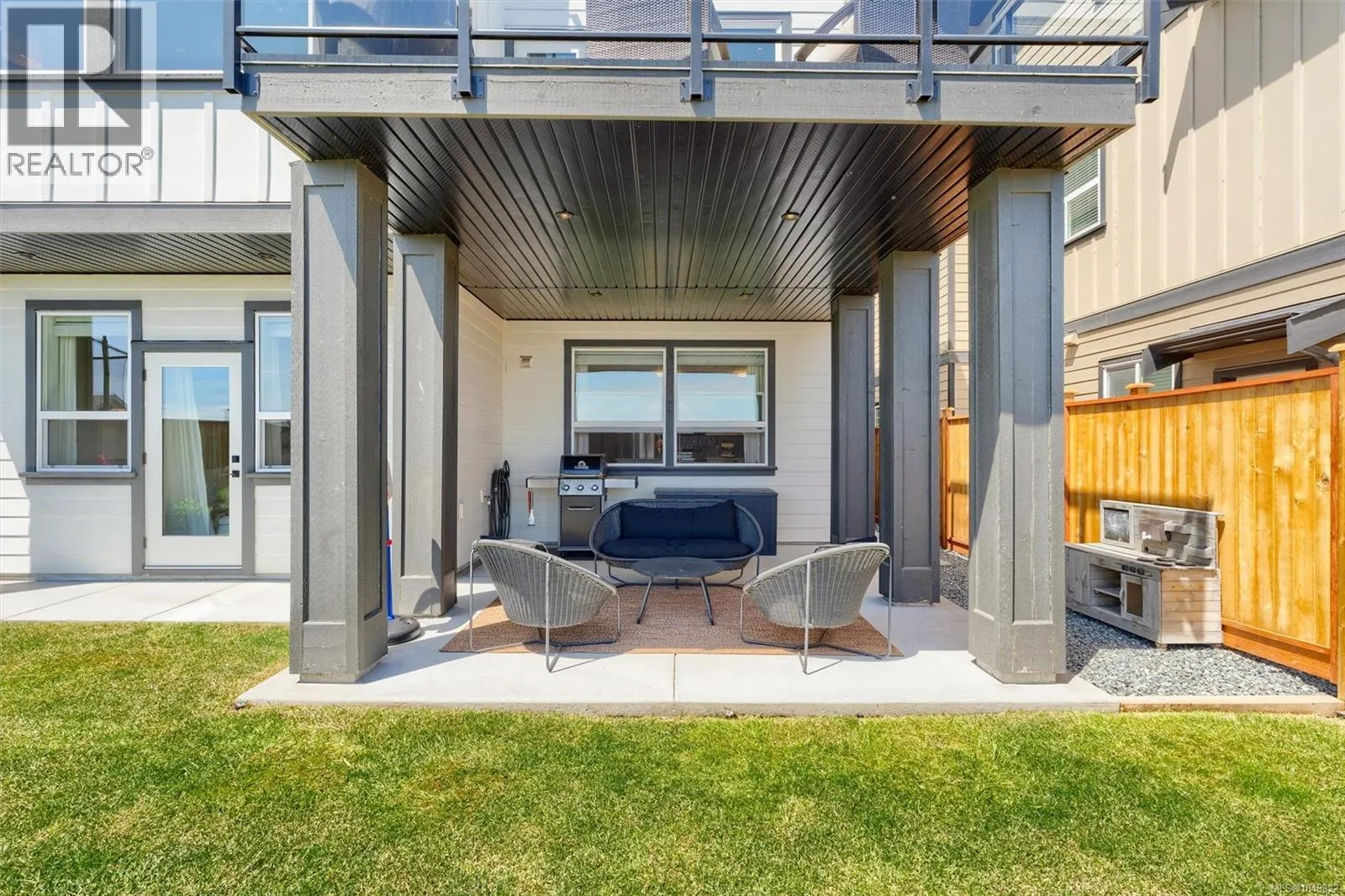 2423 Azurite Cres