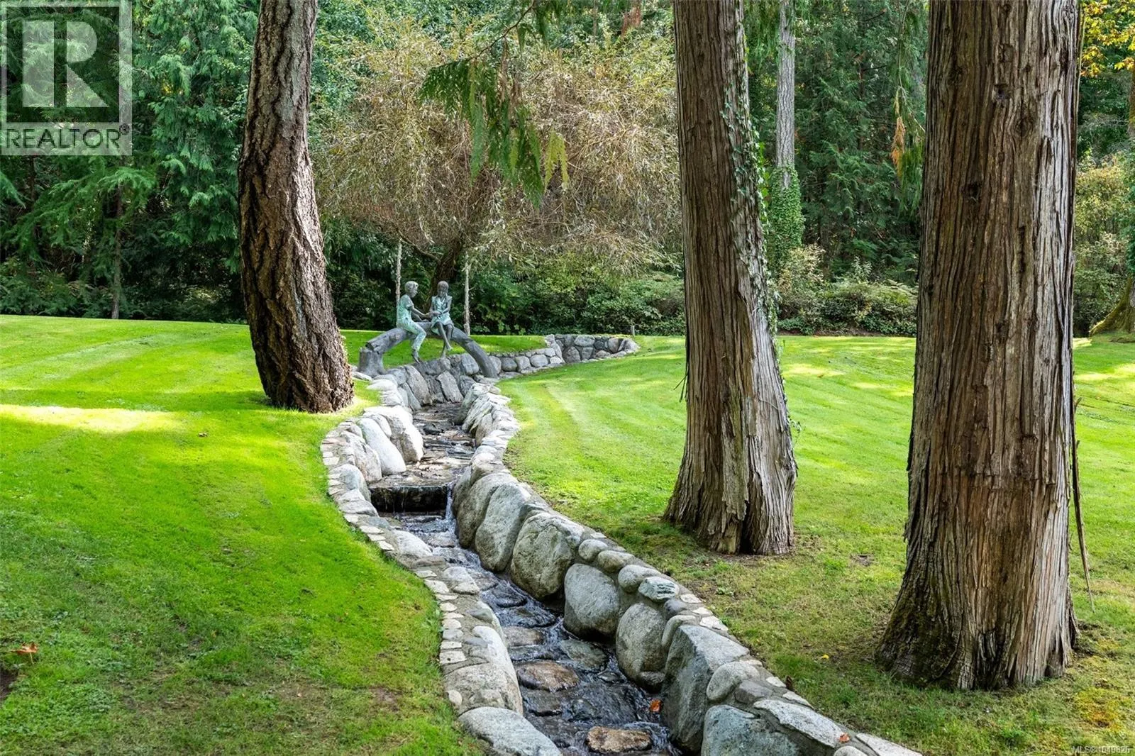 8530 & 8520 West Saanich Rd