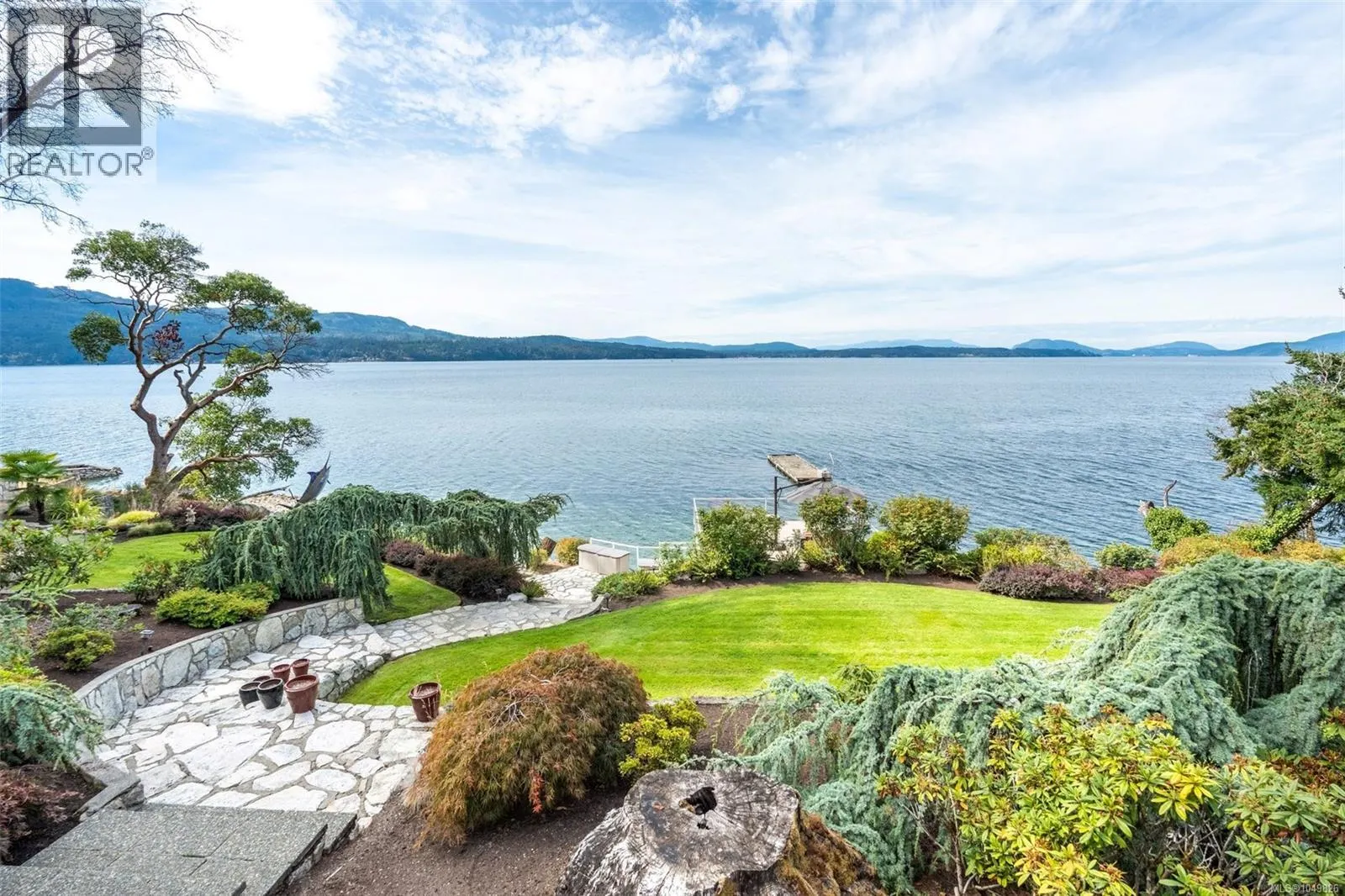 8530 & 8520 West Saanich Rd