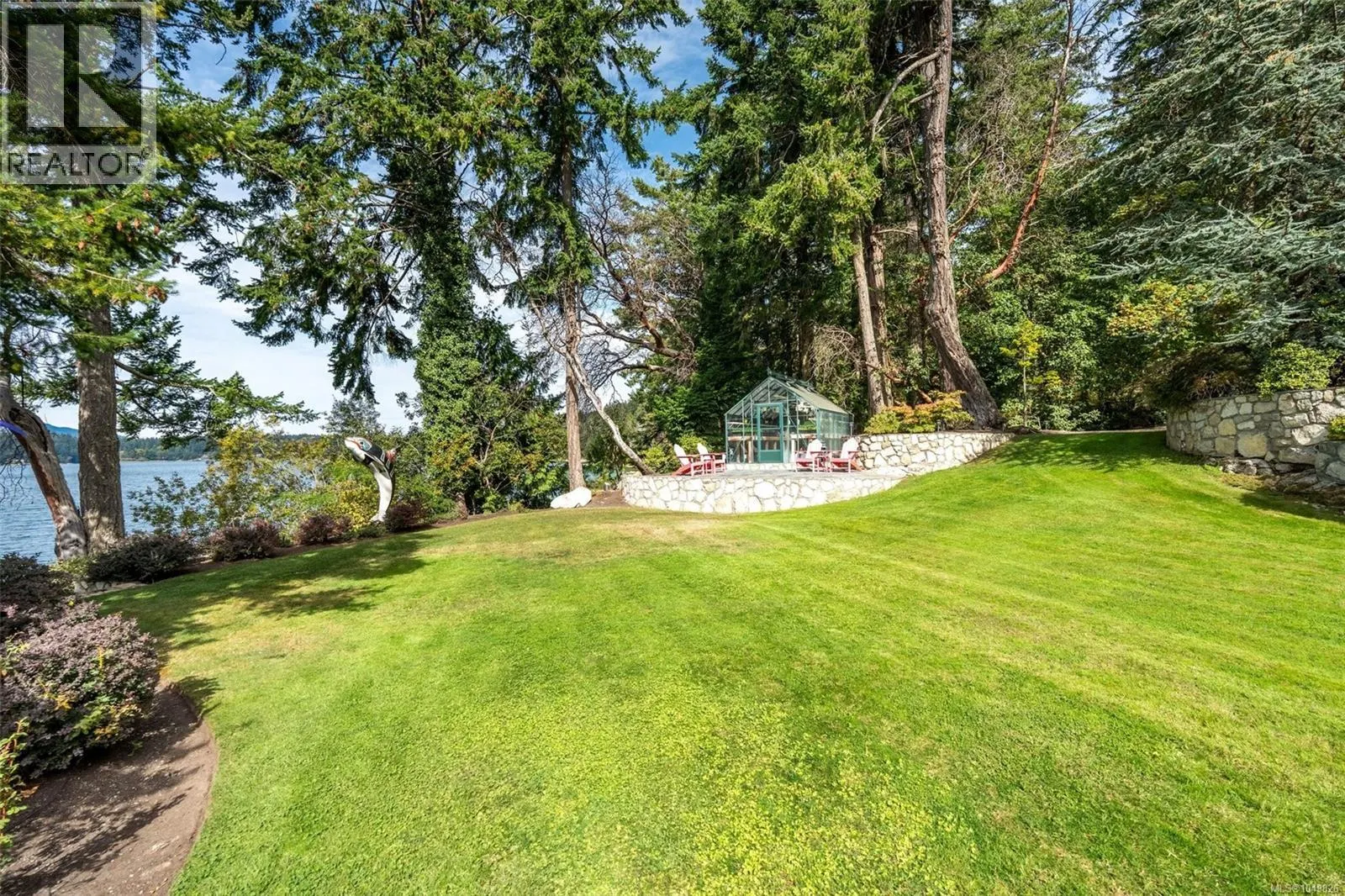 8530 & 8520 West Saanich Rd