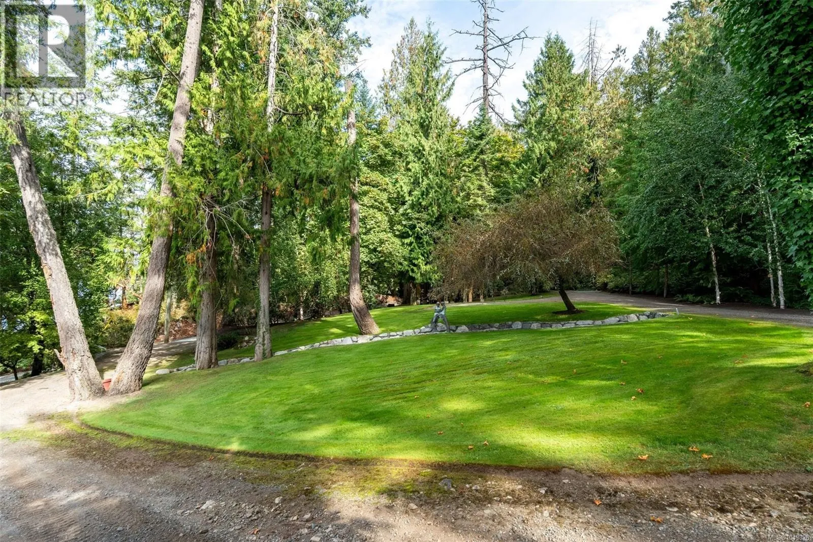 8530 & 8520 West Saanich Rd