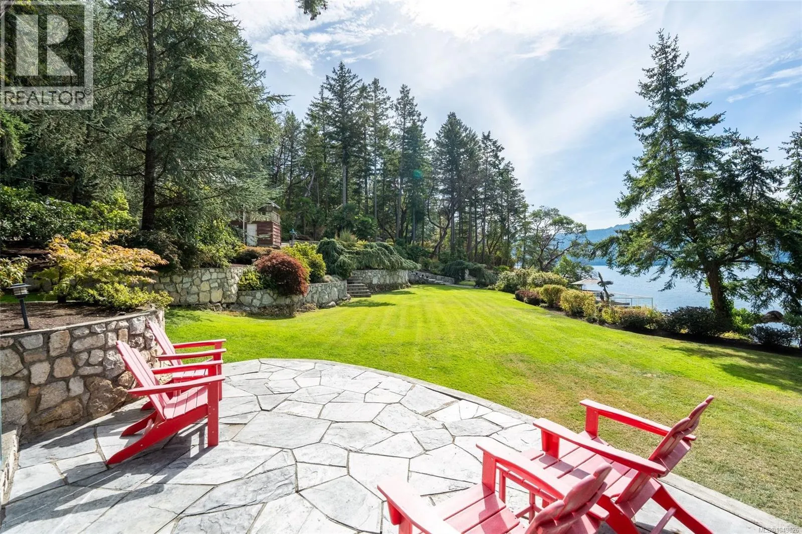 8530 & 8520 West Saanich Rd