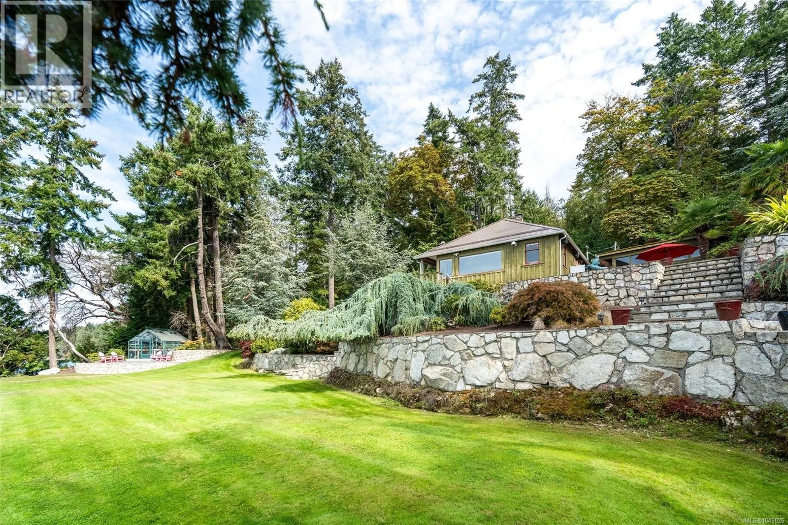 8530 & 8520 West Saanich Rd