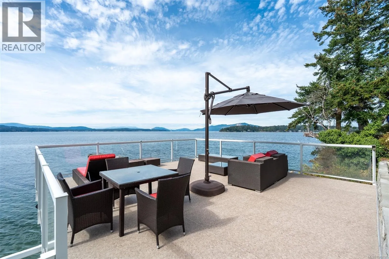 8530 & 8520 West Saanich Rd