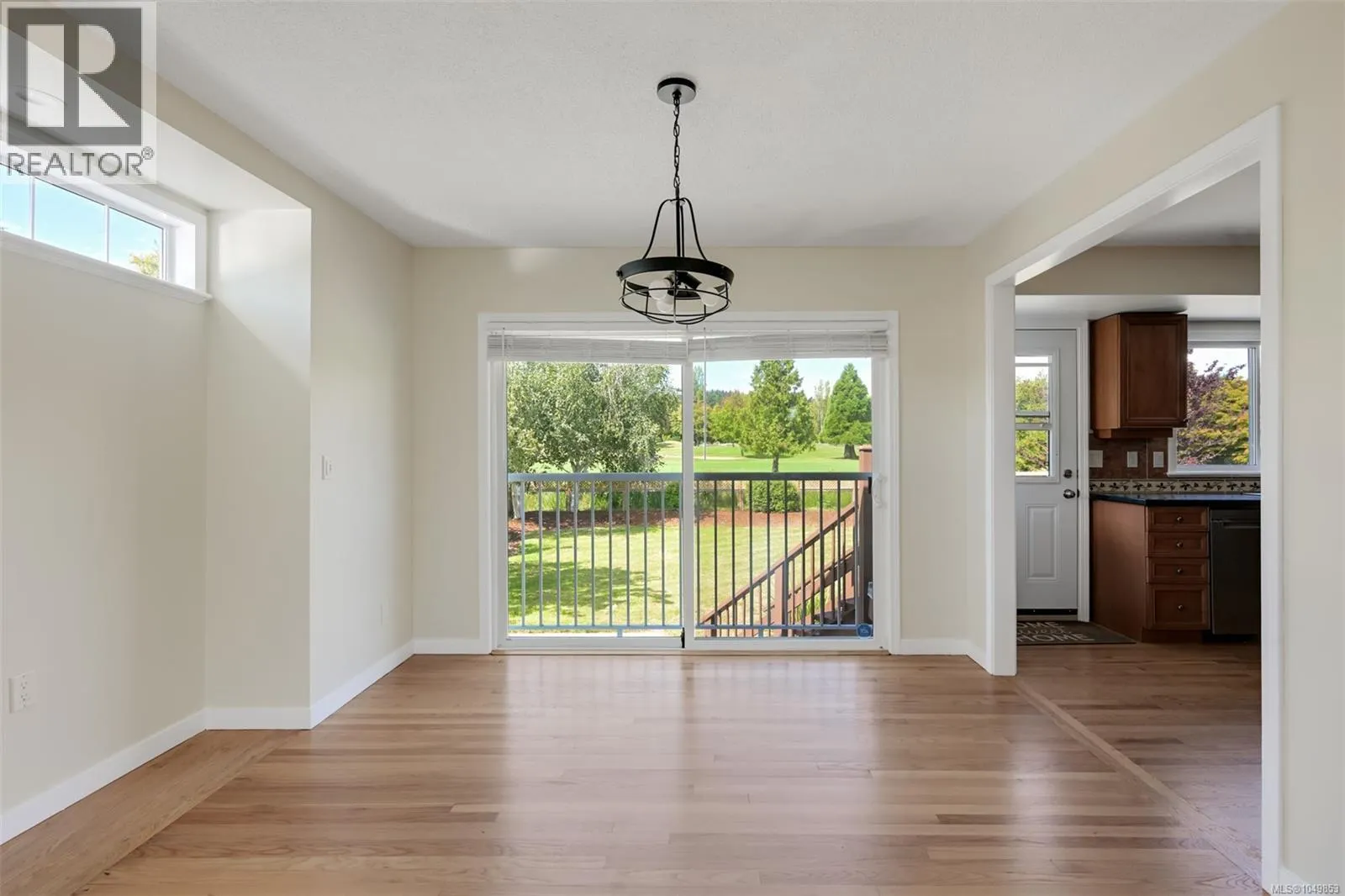 5348 Parker Ave