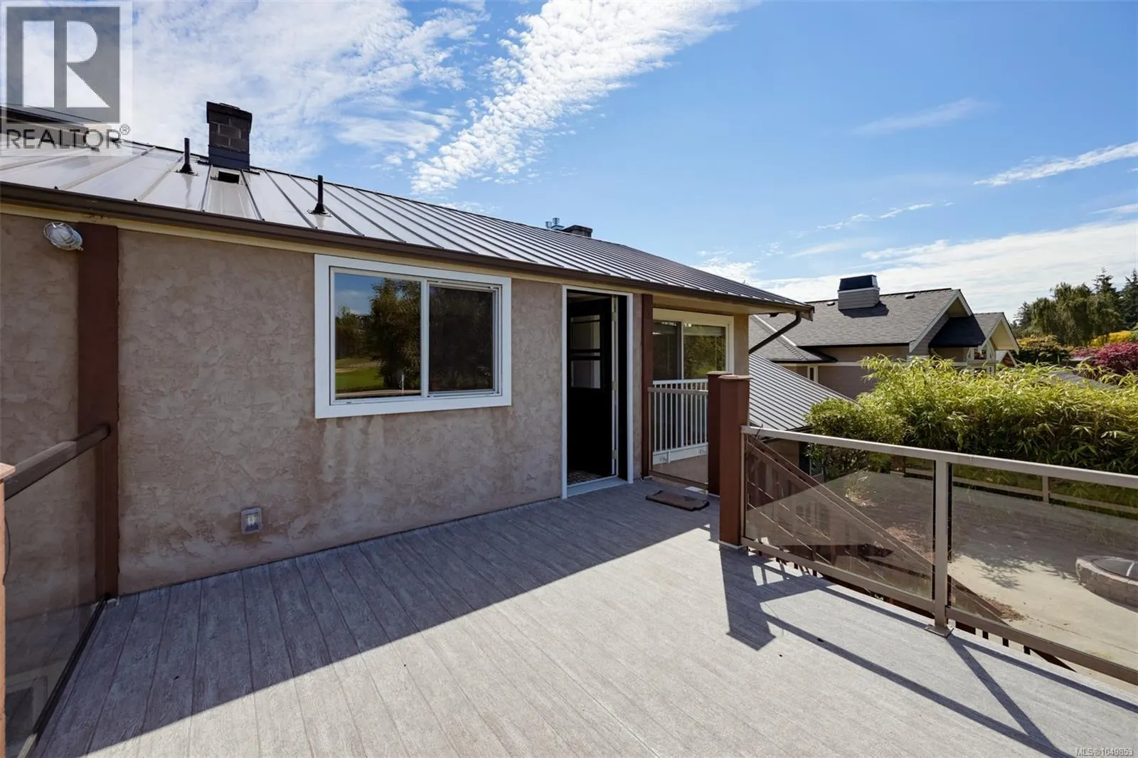 5348 Parker Ave
