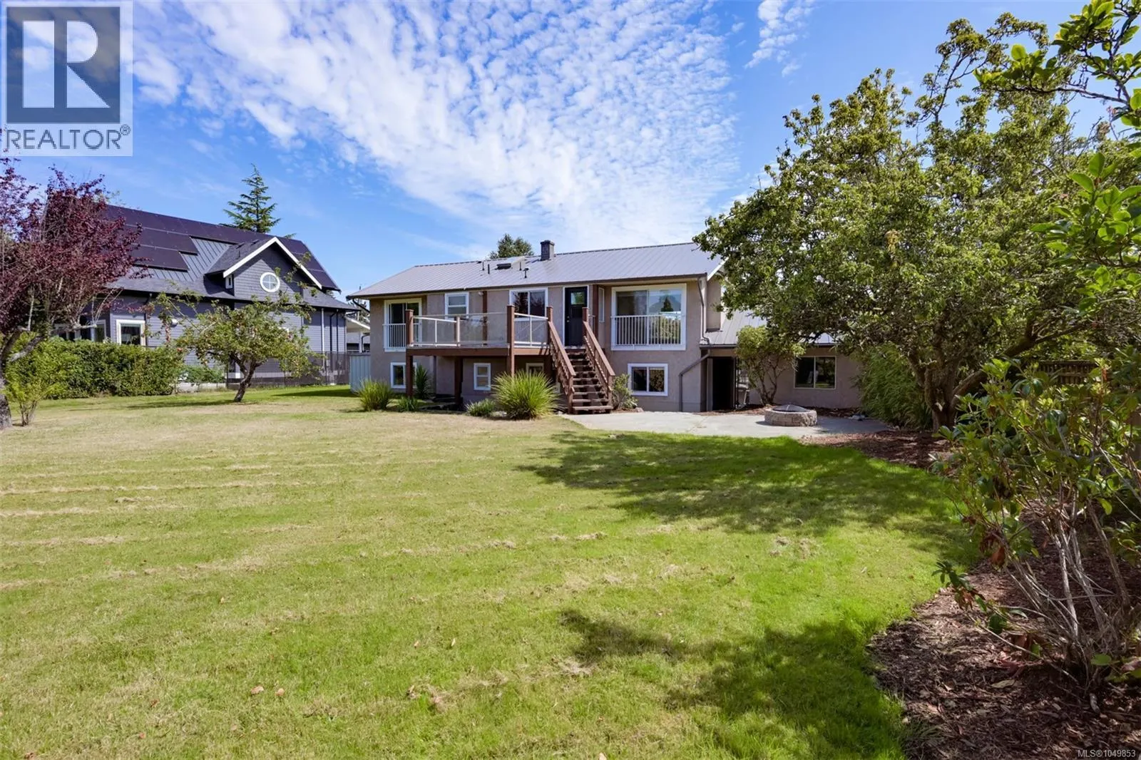 5348 Parker Ave